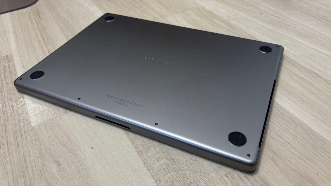 MacBookPro 16 M1Max 32GB 1TB 液晶故障/ジャンク品