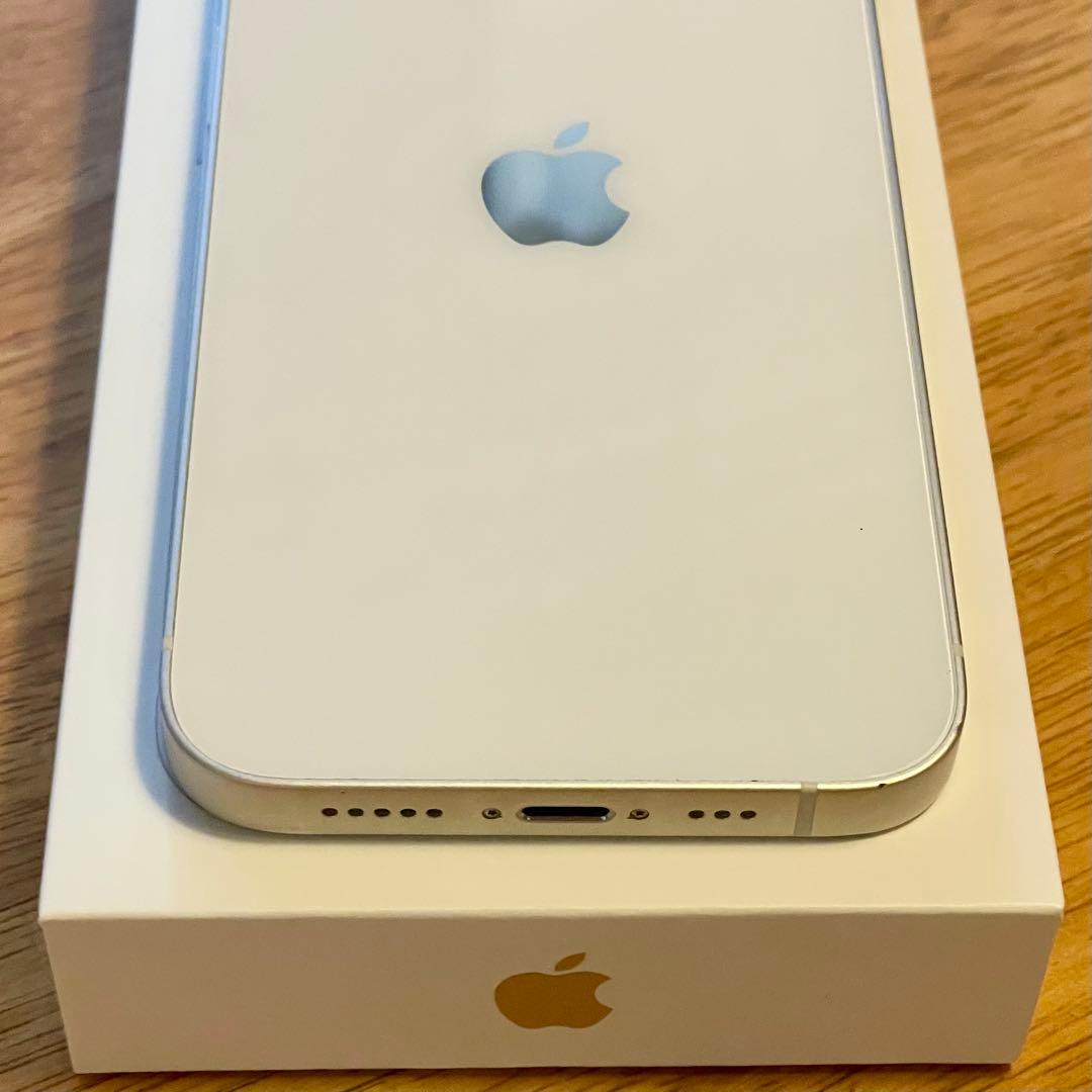 美品✨Apple iPhone13 128GB スターライト SIMフリー