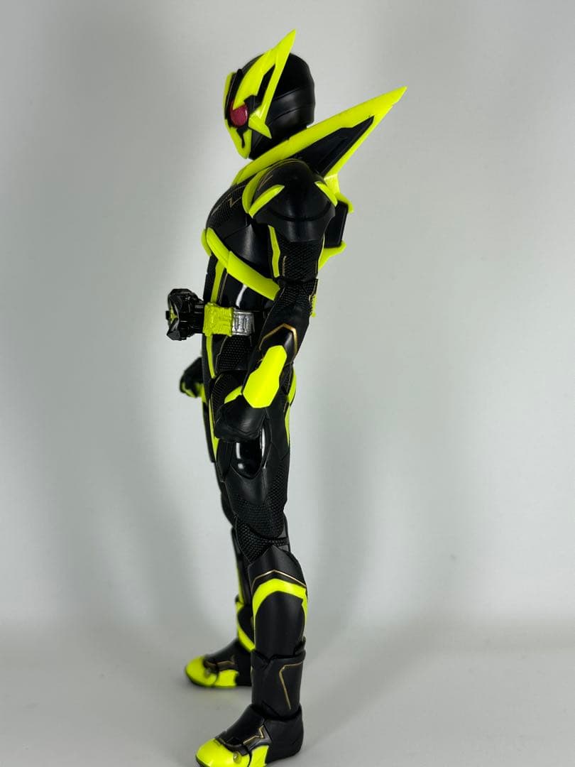 SHFiguarts仮面ライダーゼロワン シャイニングホッパー&アサルトホッパー