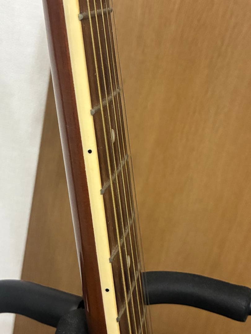 タカミネ　ピックアップ付き　サンバースト　ニューヨーカータイプ　アコギ