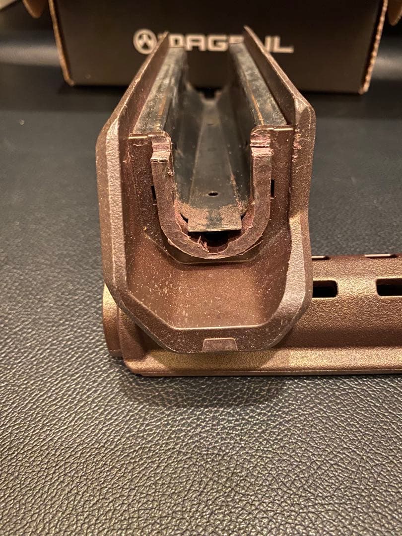 MAGPUL MOE AKMハンドガード プラム　東京マルイAKM用に加工済み