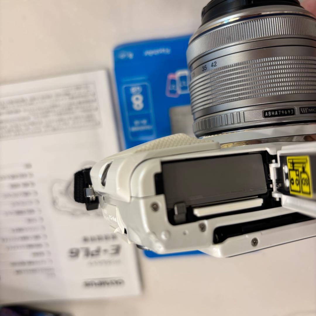 お値下げ》OLYMPUSPENlite E-PL6 ミラーレス本体