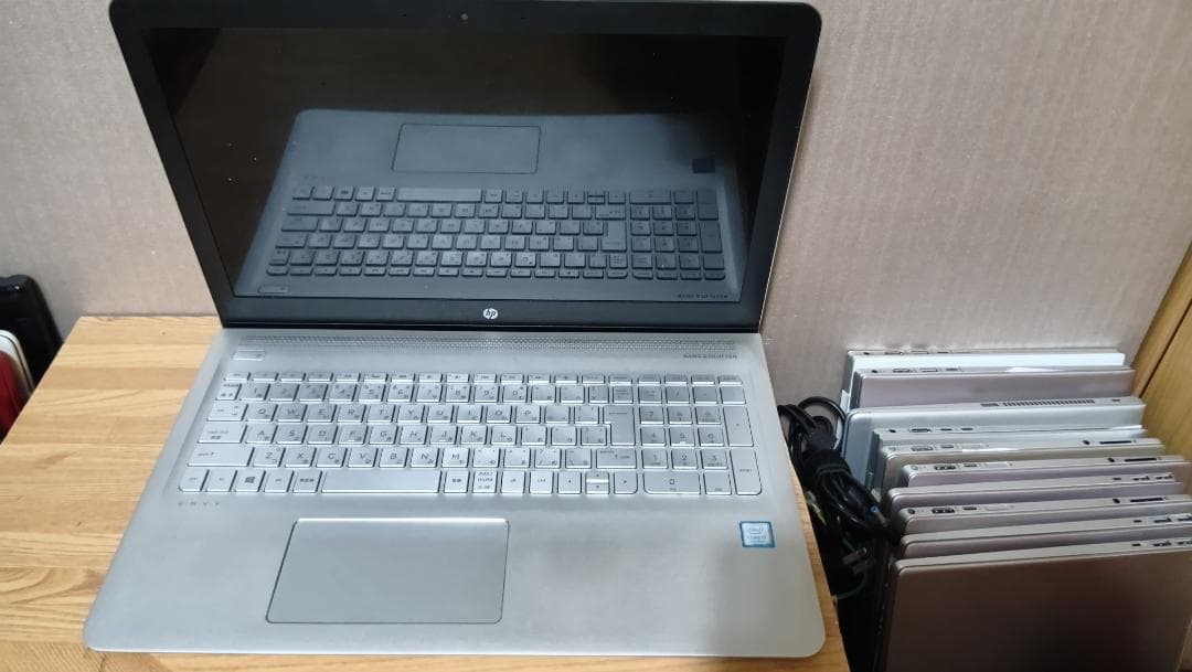 hp ENVY 15-as133TU 7世代i7