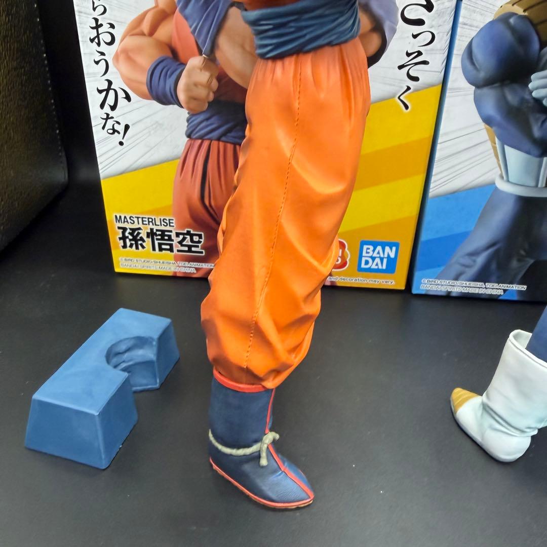 ドラゴンボール 一番くじ ストロングチェインズ ベジータ 孫悟空 海外正規品