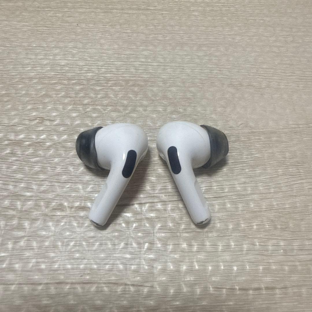 ババア原宿 ///正規品///初代AirPods 両耳＆第三世代ケースのみ