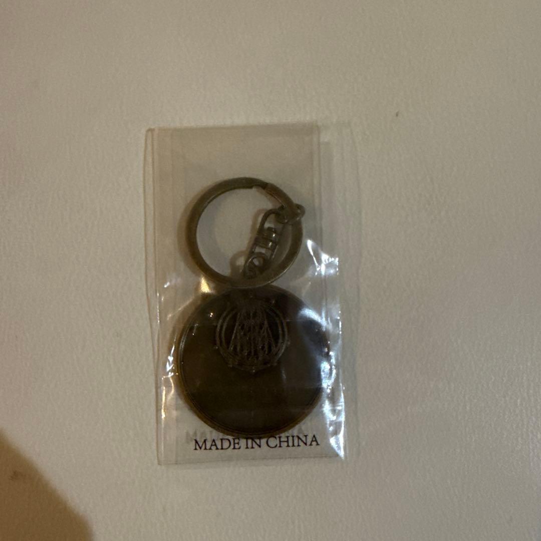 TORCH TORCH 名古屋PARCO ノベルティ　リブラのメタルキーホルダー