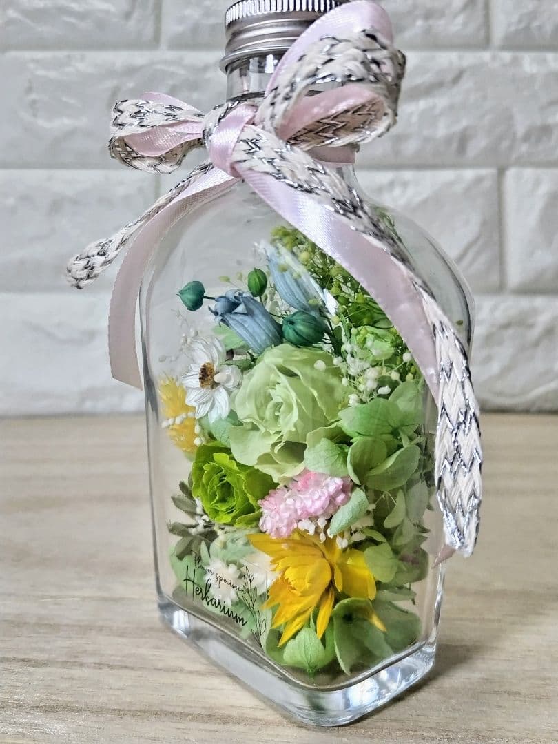 グリーンバラのお庭を覗いて♪…*¨♬ ハーバリウムボトルフラワー