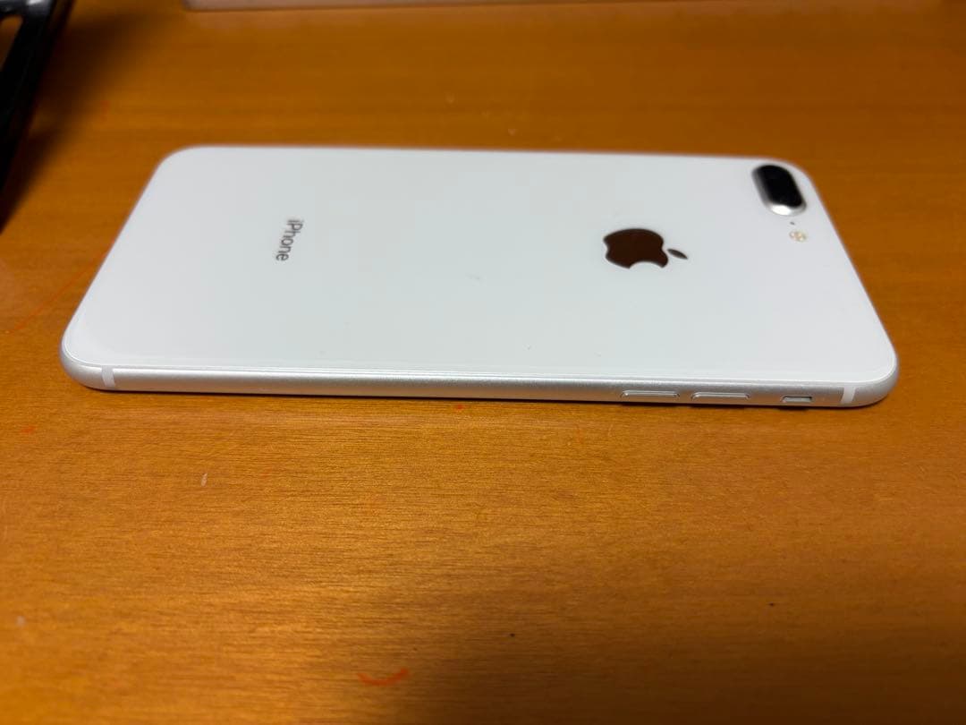 iPhone7 Plus 64GB SIMフリー