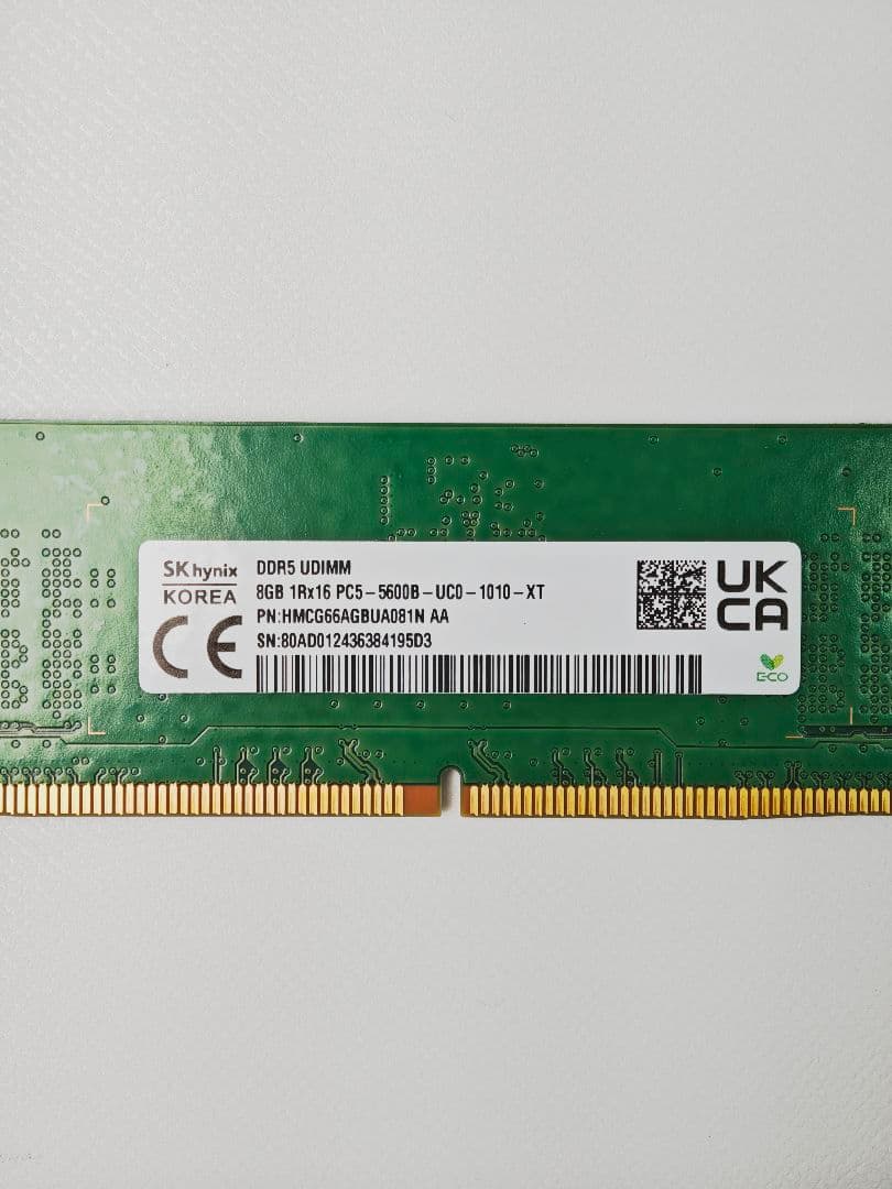 SK hynix 8GB DDR5 UDIMM メモリー