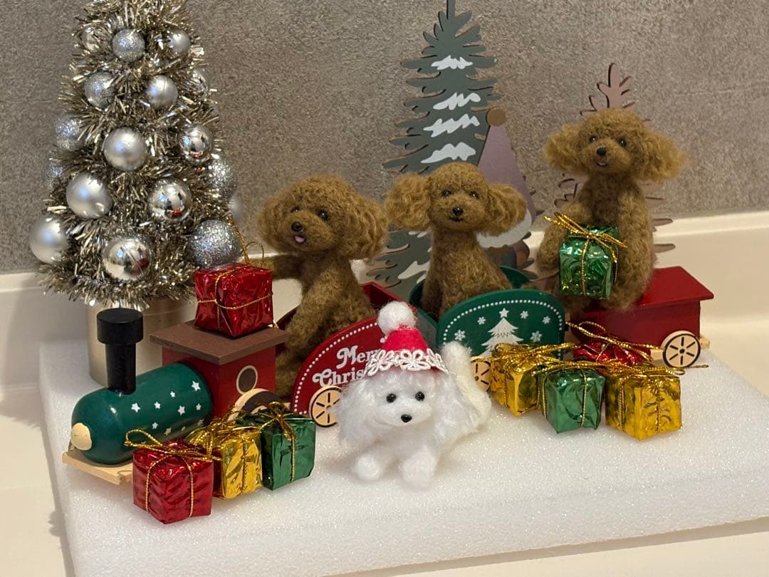 羊毛フェルト 毛糸 仲良しトイプードル クリスマスセット❣️