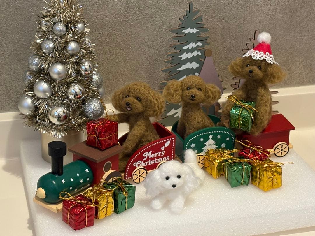 羊毛フェルト 毛糸 仲良しトイプードル クリスマスセット❣️