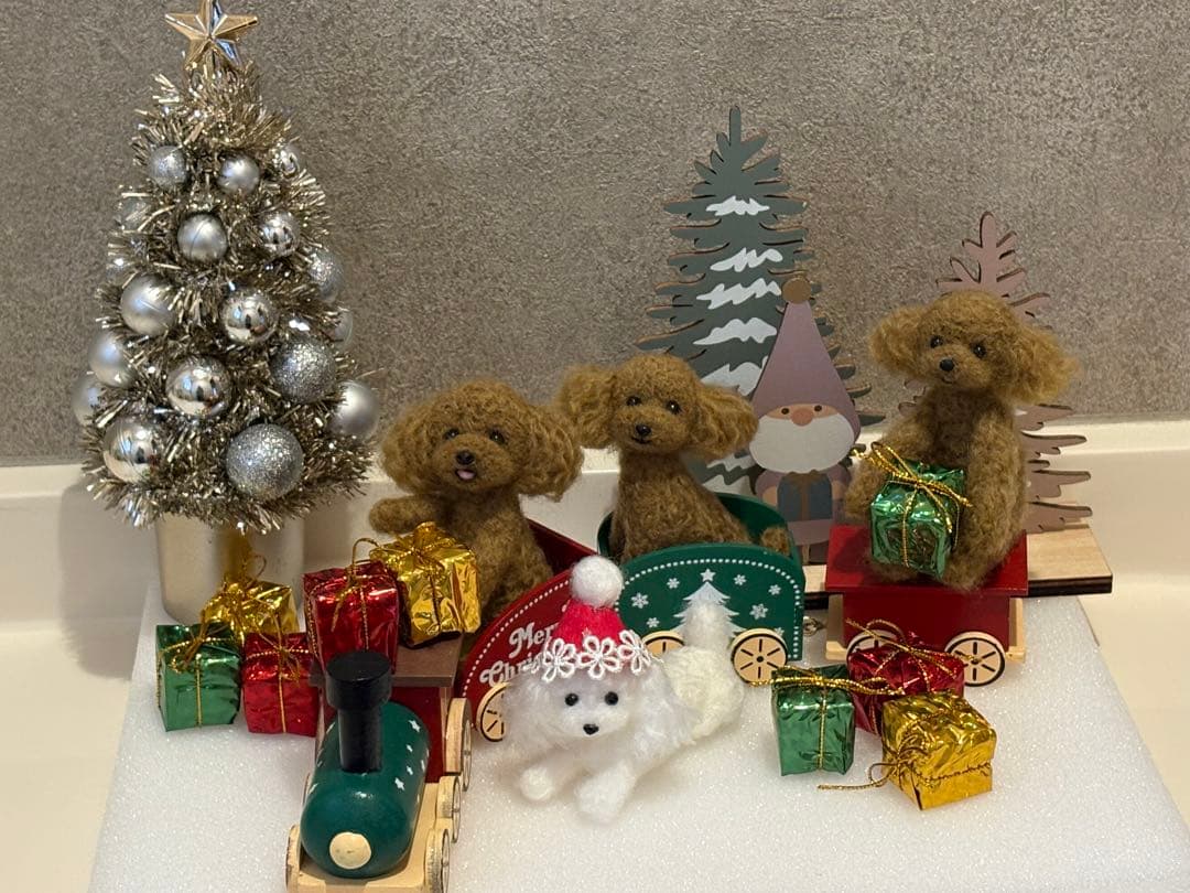 羊毛フェルト 毛糸 仲良しトイプードル クリスマスセット❣️
