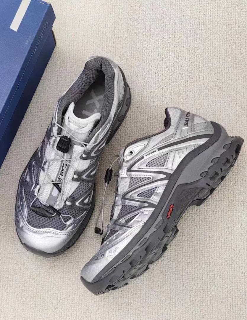 JAM XT-QUESTサロモン スニーカー