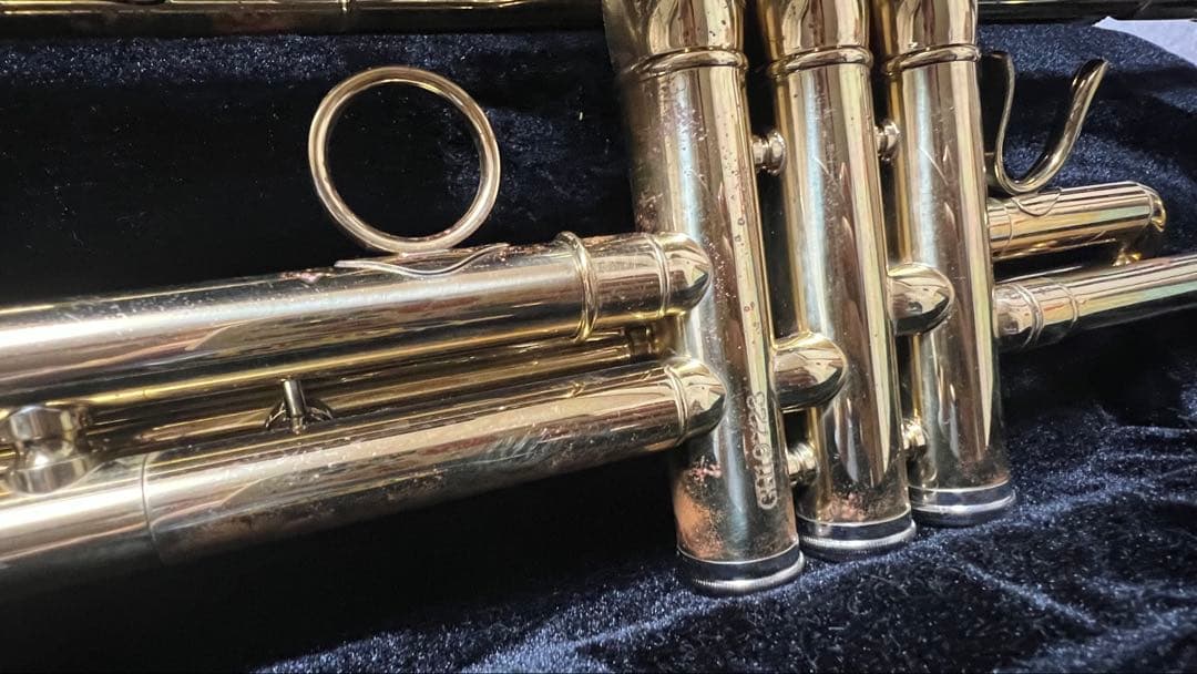 トランペット ゴールド 本体 ケース付き