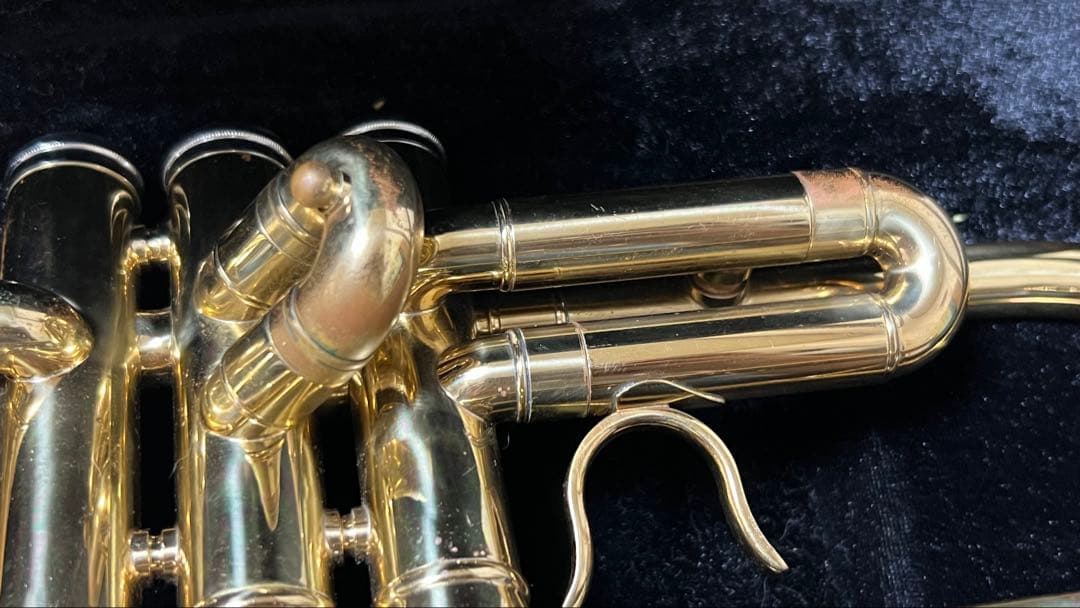 トランペット ゴールド 本体 ケース付き