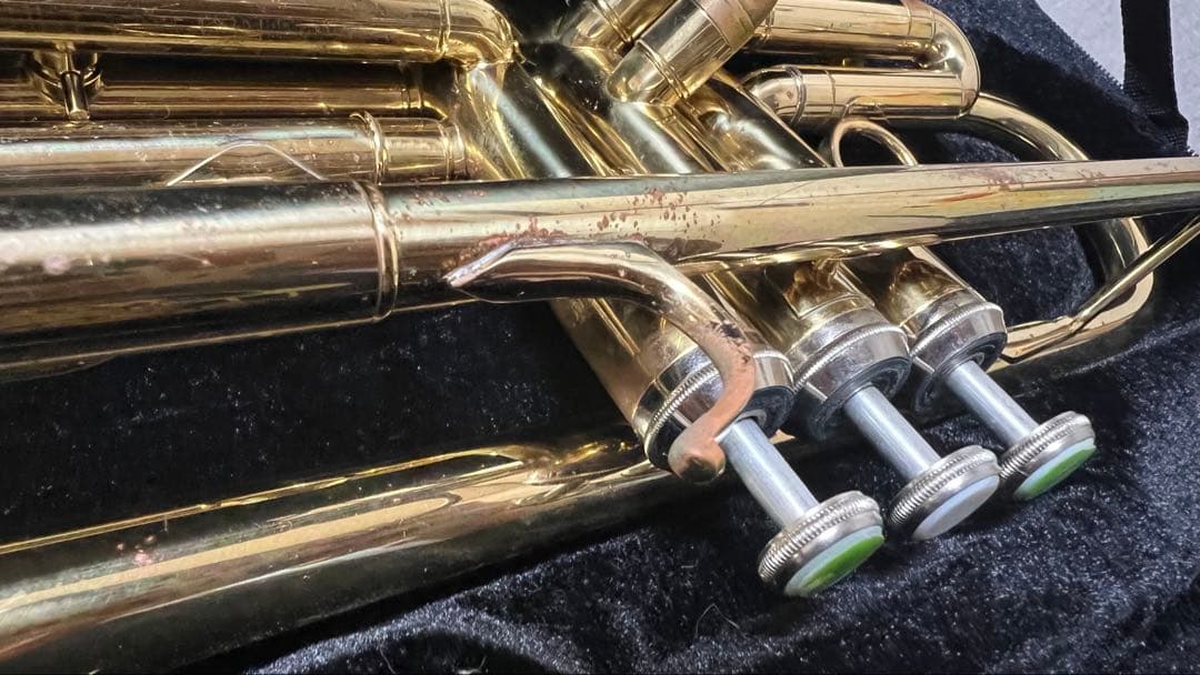 トランペット ゴールド 本体 ケース付き