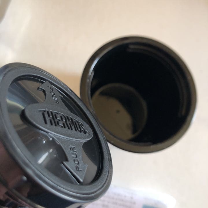 サーモス　THERMOS 魔法瓶　水筒　ボトル　470ml 新品未使用