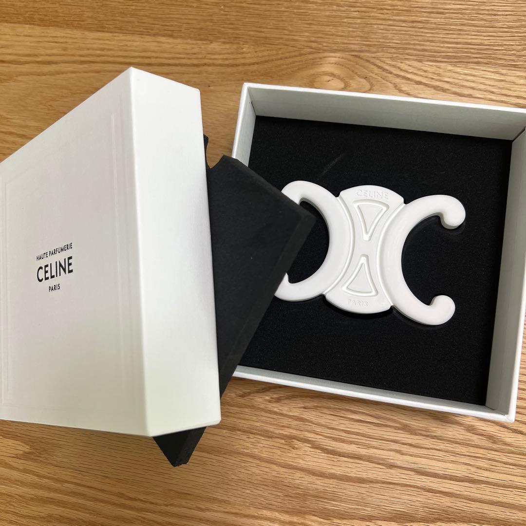 CELINE ラージ トリオンフ セラミック