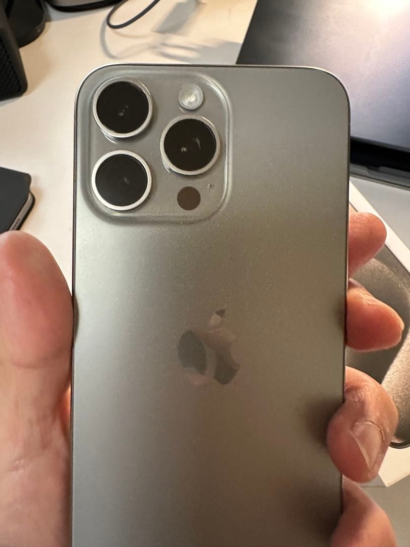 iPhone15 Pro Max 512GB チタニウム