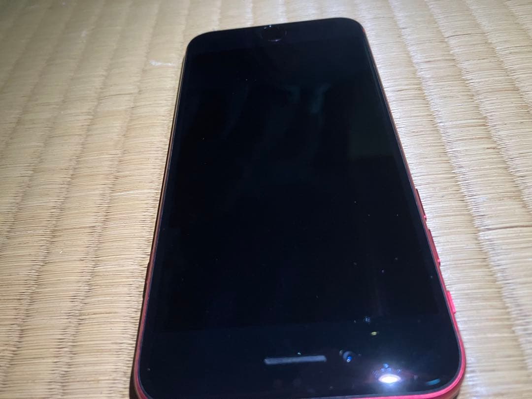 スマートフォン本体 iPhone SE2