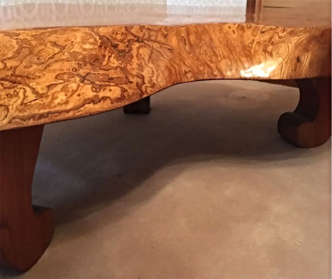 天然木一枚板　座卓②