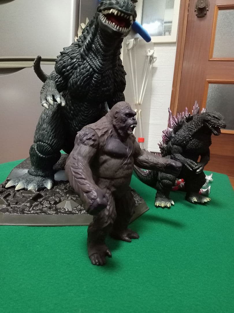 ゴジラ2体・キングコング・ウルトラマン、仮面ライダー フィギュアセット美品
