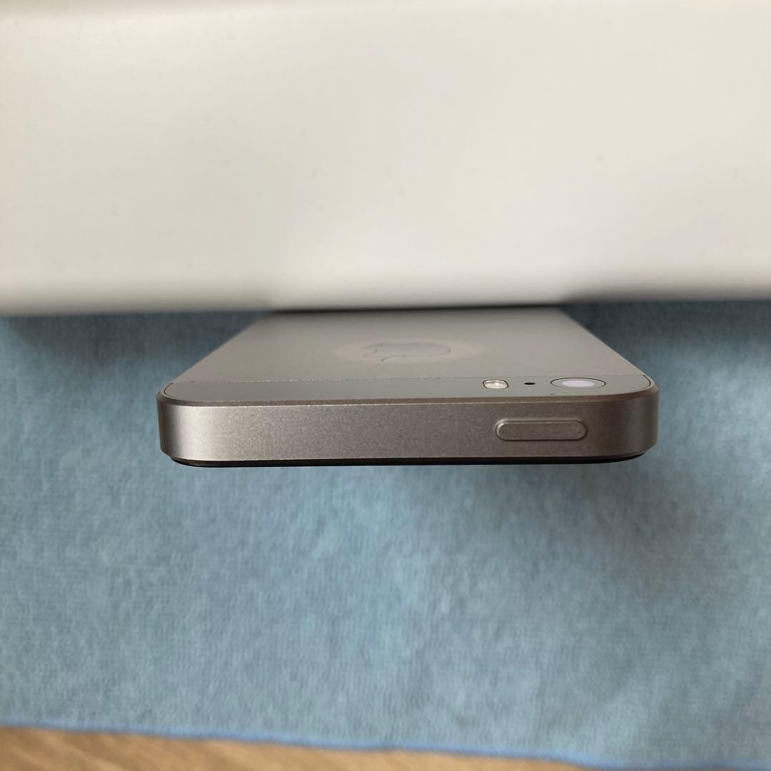 iPhone SE 第一世代 スペースグレー 16GB バッテリー100%