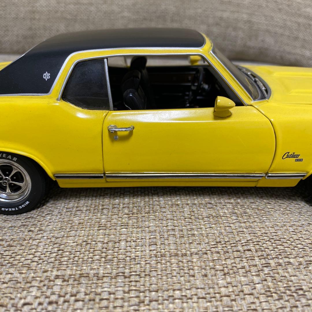 アーテルOldsmobile オールズモービル ミニカー 1/18 カトラス