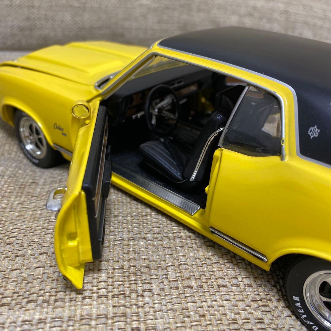 アーテルOldsmobile オールズモービル ミニカー 1/18 カトラス