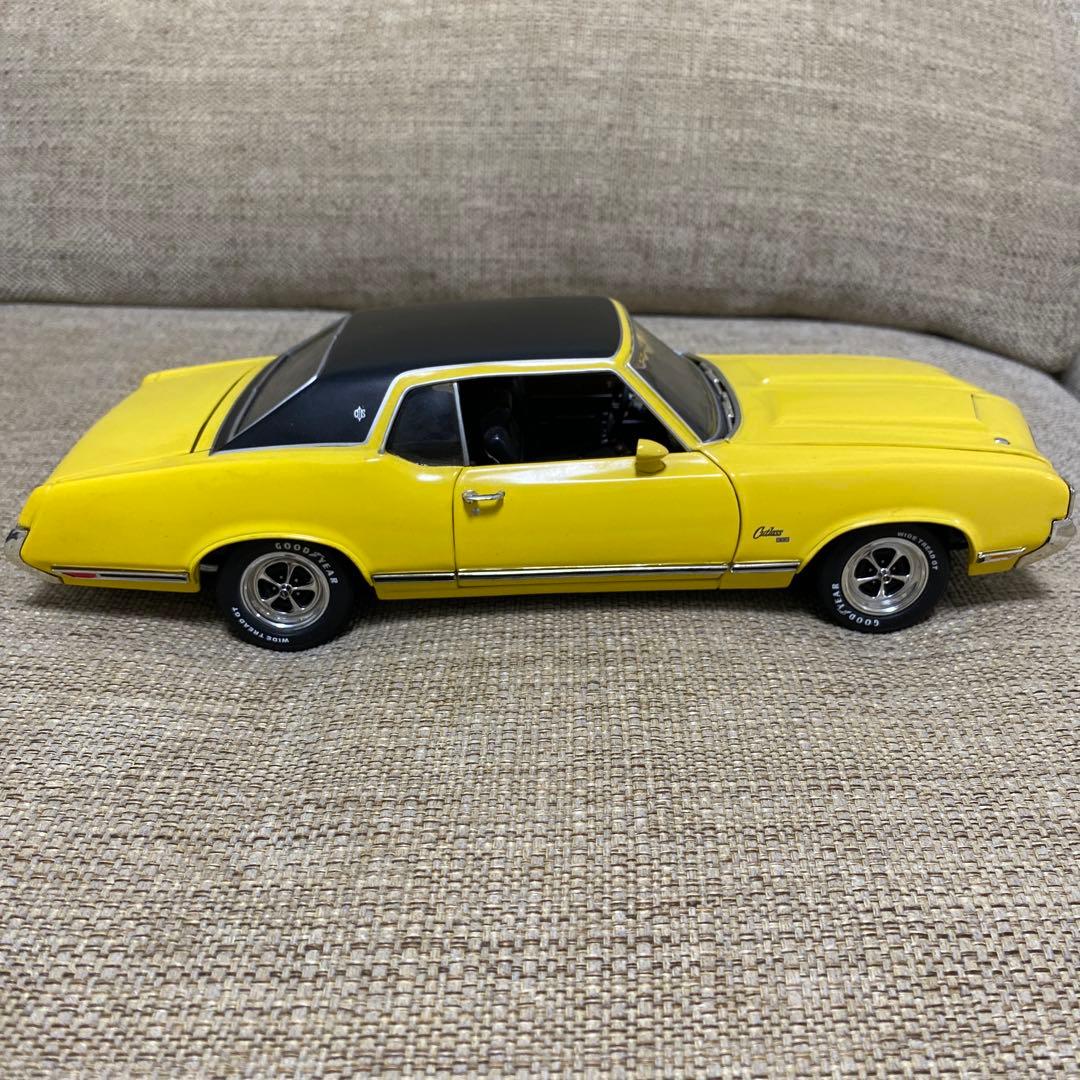 アーテルOldsmobile オールズモービル ミニカー 1/18 カトラス