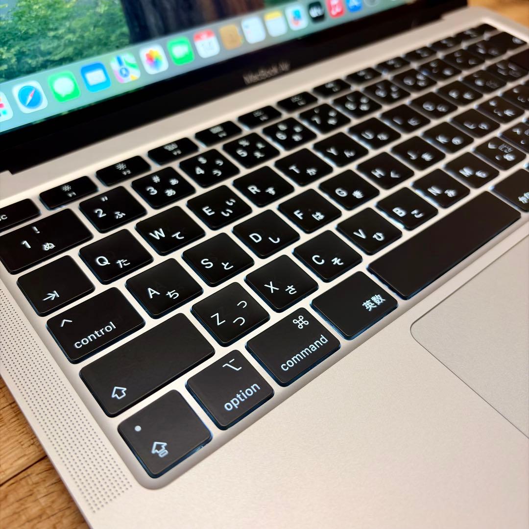 MacBook本体 MacBook Air (Retina, 13-inch, 2020)