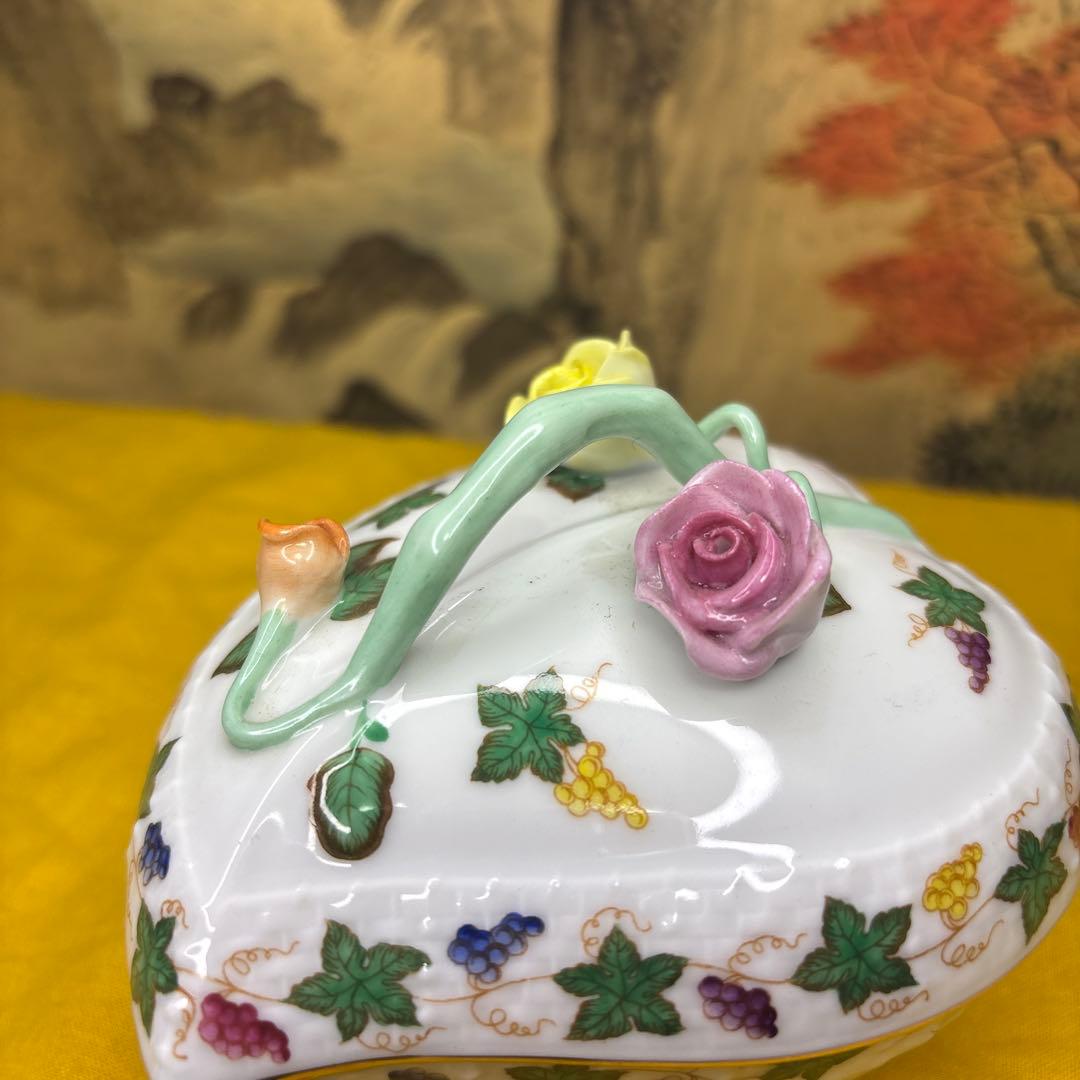 ヘレンド　レーズンガーランド 手描き アポニーピンクハート型小物入　アンティーク