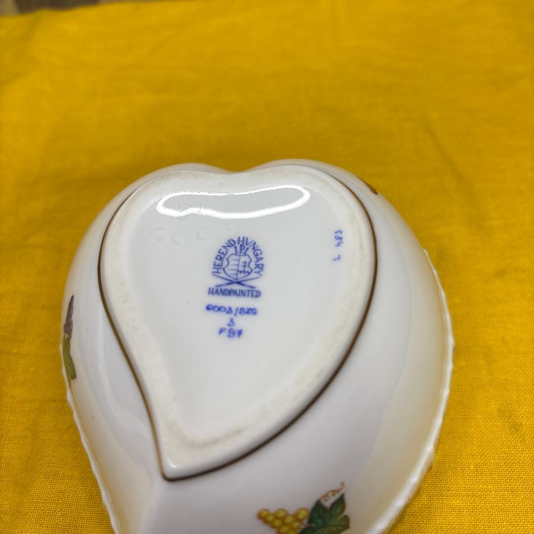 ヘレンド　レーズンガーランド 手描き アポニーピンクハート型小物入　アンティーク