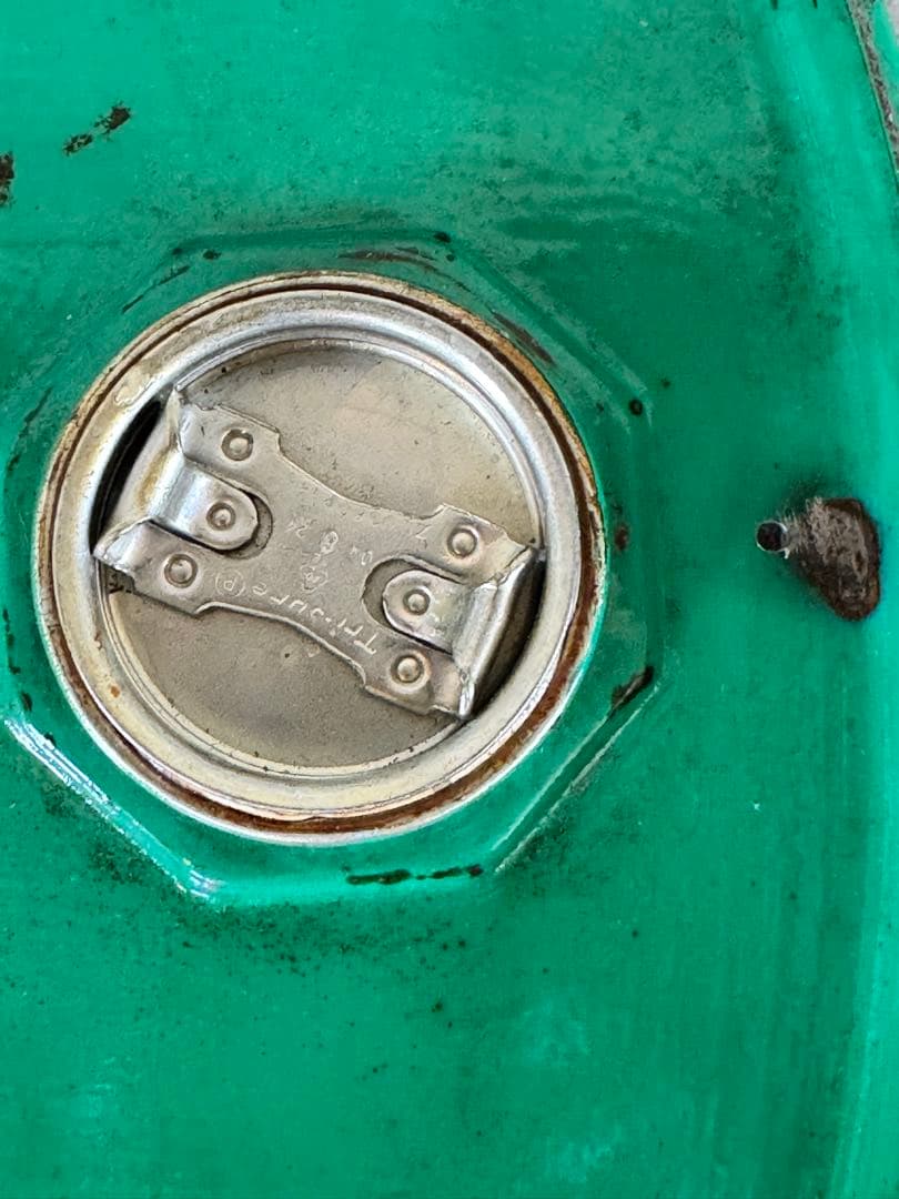 ドラム缶　リメイク　ラウンドローテーブル　グリーン