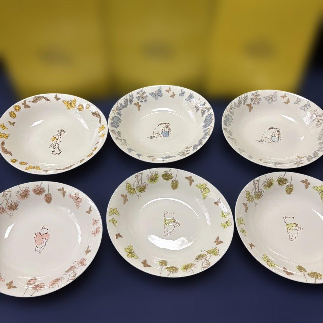 【新品未使用】プーさん　マグカップ4個セット&パスタカレー皿 6枚セット