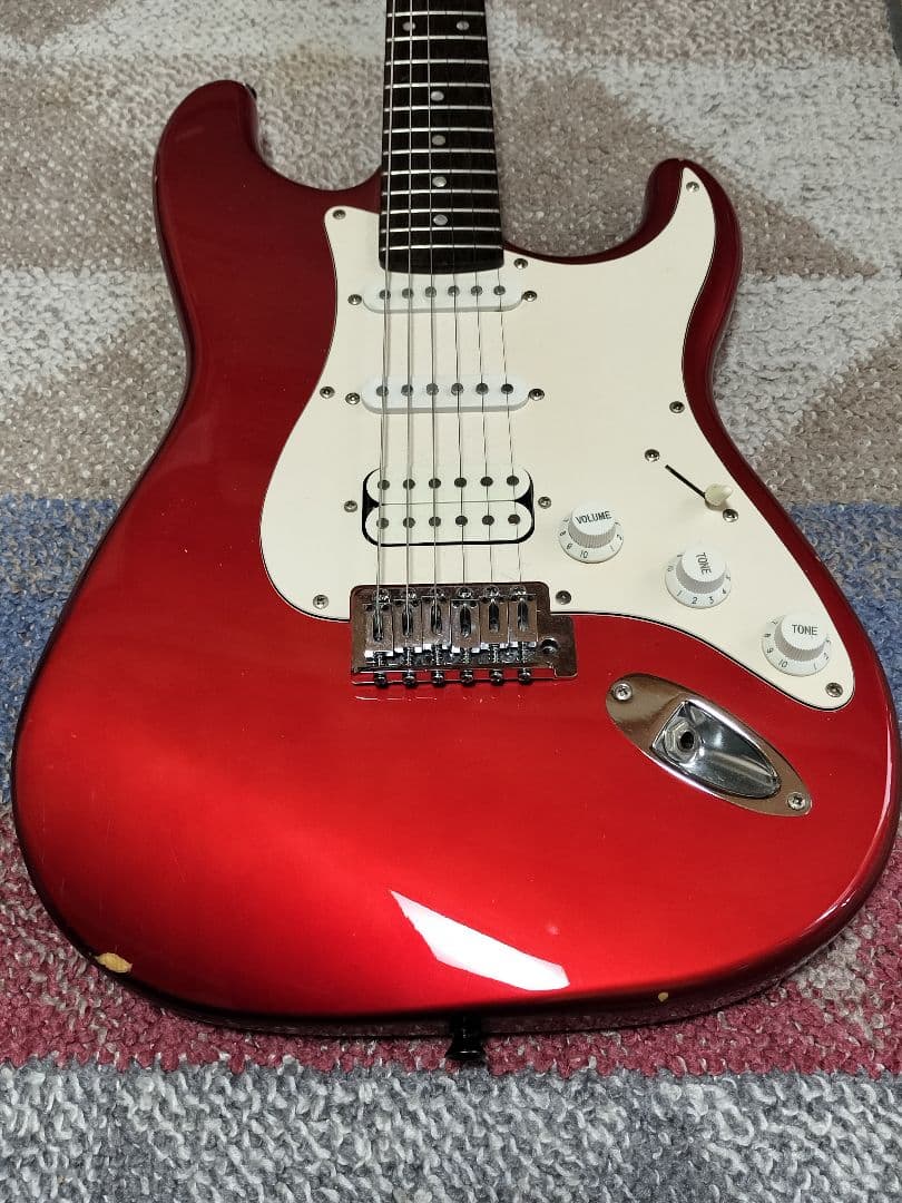 フェルナンデス ストラト エレキギター FGシリーズ 色レッド