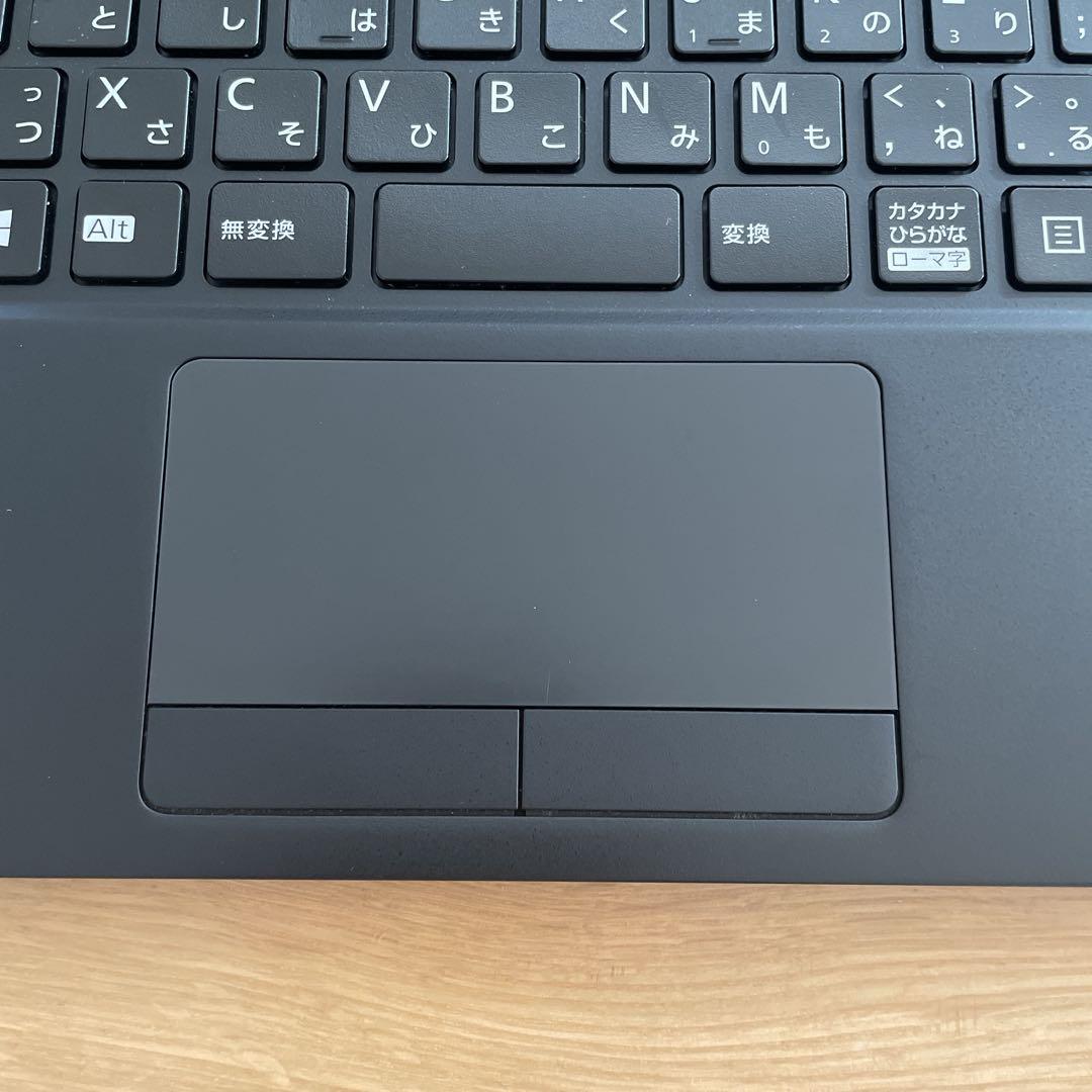 富士通 LIFEBOOK i5 第10世代 メモリ8B SSD256GB 軽量