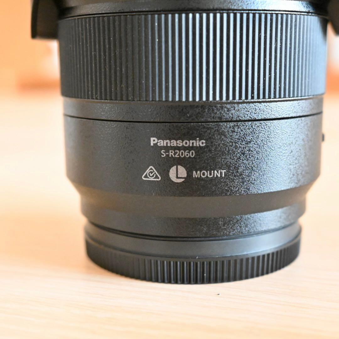 LUMIX S 20-60mm 標準ズームレンズ　S-R2060
