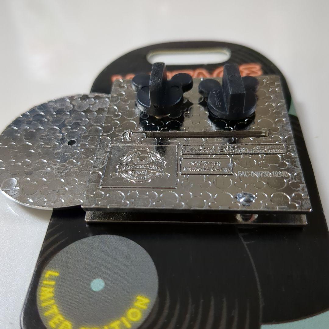 ディズニー 海外 アリス・イン・ワンダーランド ピンバッジ