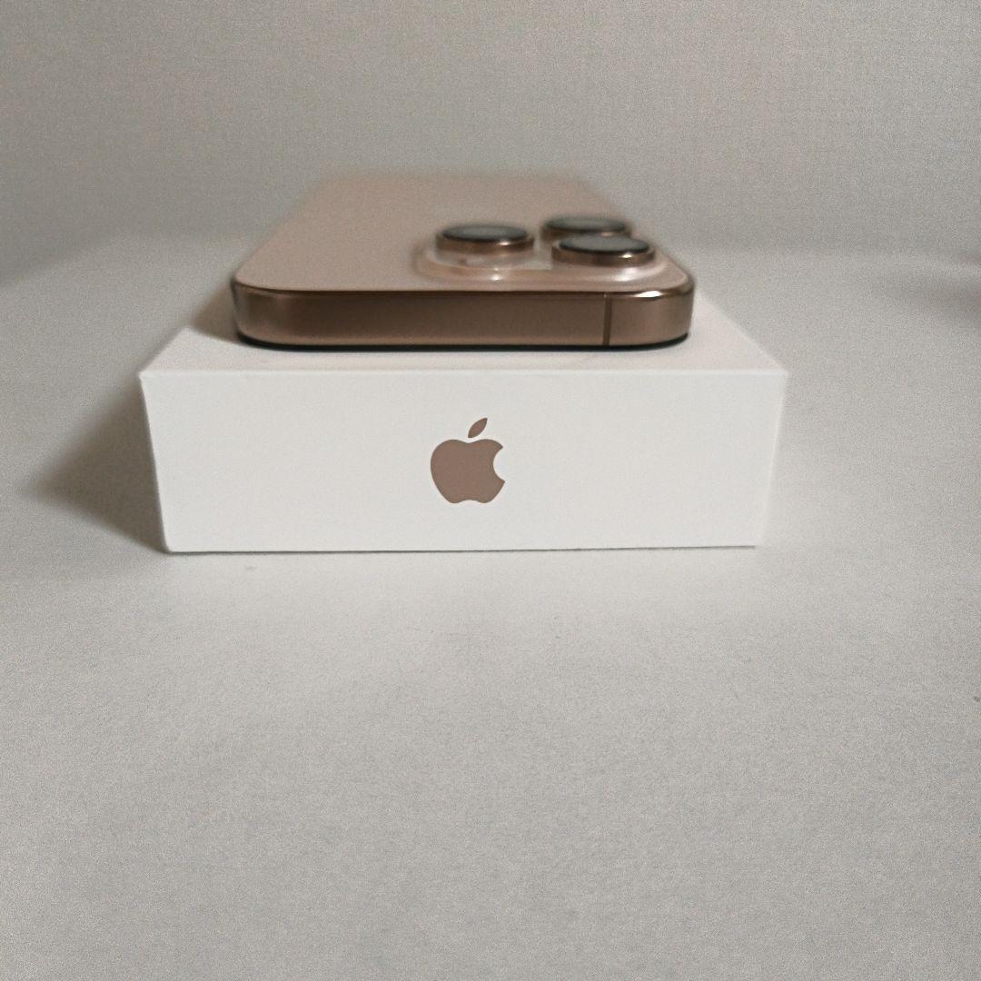 美品iPhone 16 Pro 512GB SIMフリー