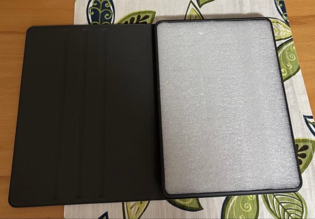 iPad 第５世代 Wi-Fi +Cellularモデル