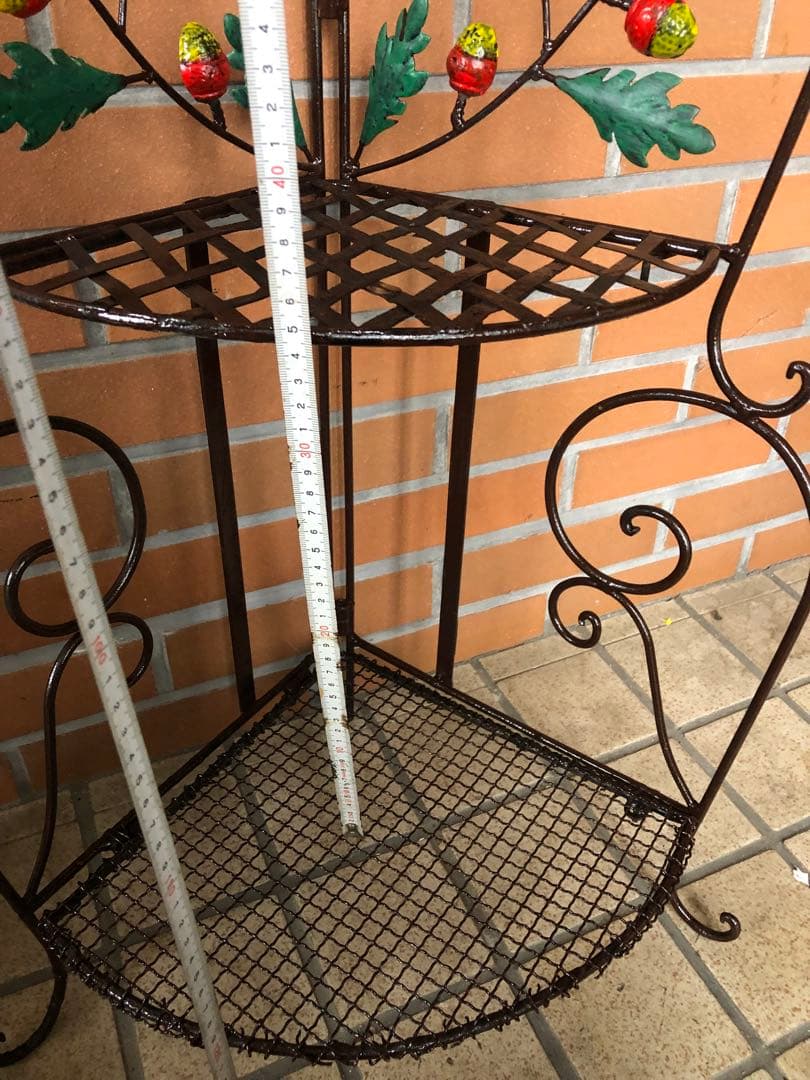 h アイアンラック　三角コーナー　ガーデニング雑貨アンティーク　フラワースタンド
