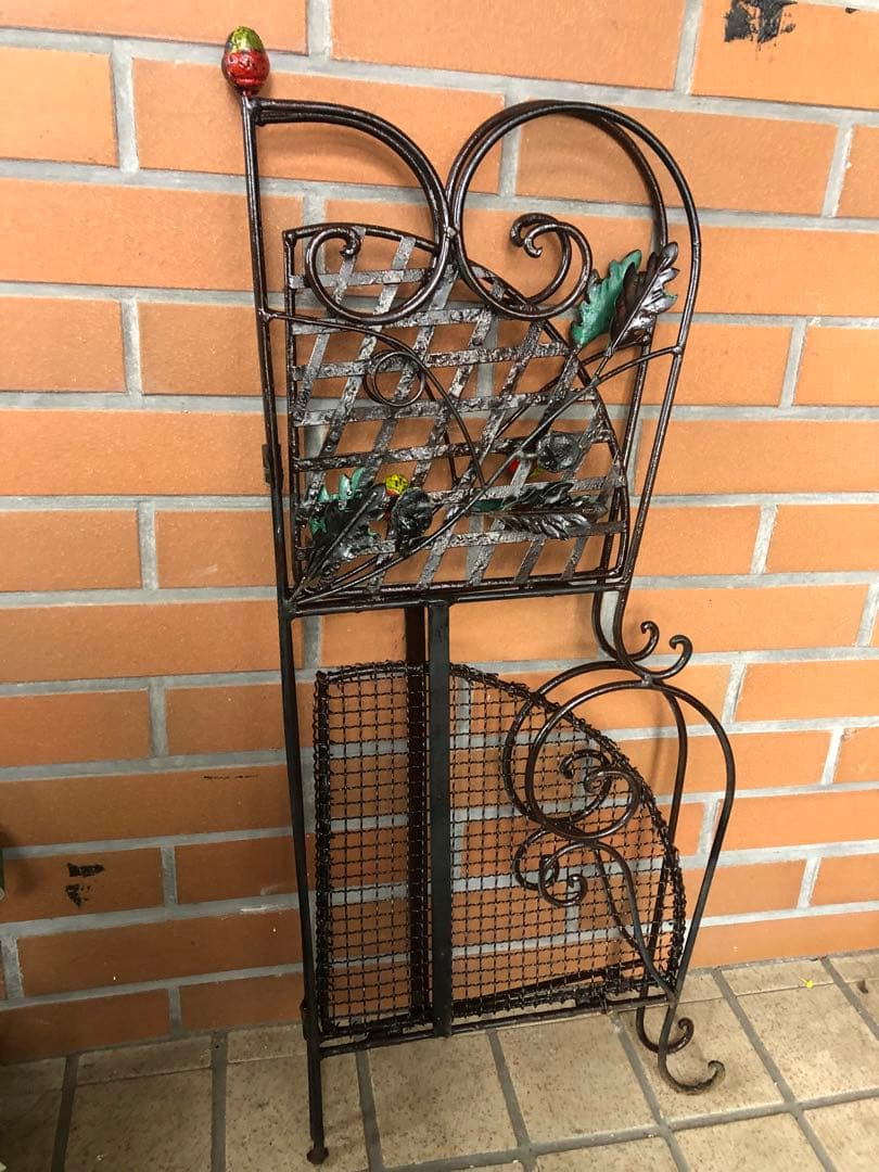 h アイアンラック　三角コーナー　ガーデニング雑貨アンティーク　フラワースタンド