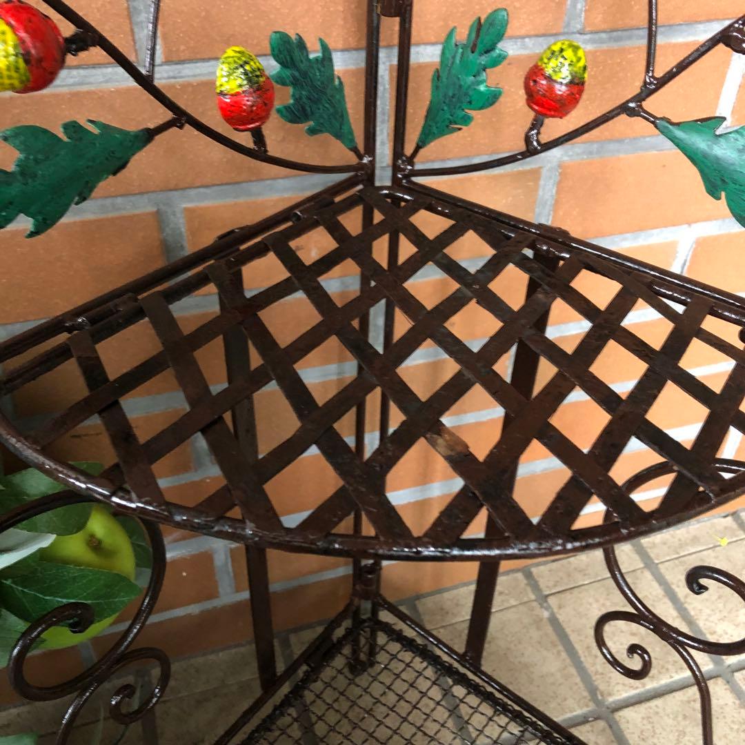 h アイアンラック　三角コーナー　ガーデニング雑貨アンティーク　フラワースタンド