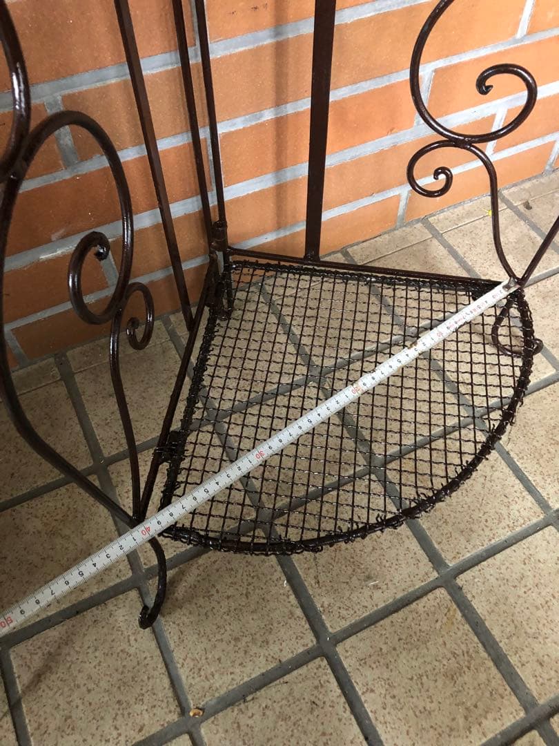 h アイアンラック　三角コーナー　ガーデニング雑貨アンティーク　フラワースタンド