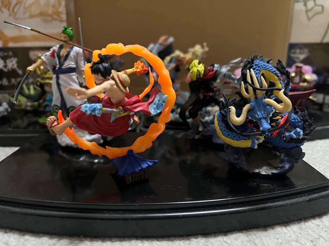 ワンピース ログボックス　フィギュア