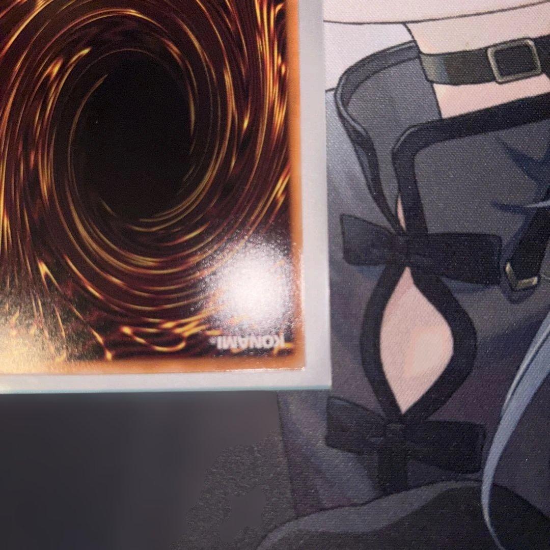 王のしもべ−ブラックマジシャン プリズマ　オーバーフレーム 四つ目　美品