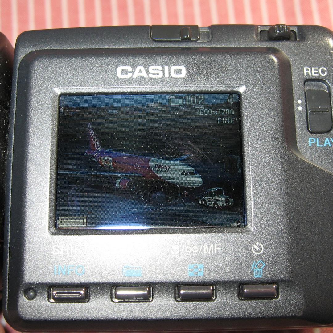 作例有　動作品　メモリー付　CCDコンデジ　カシオ QV-2800UX　単三電池