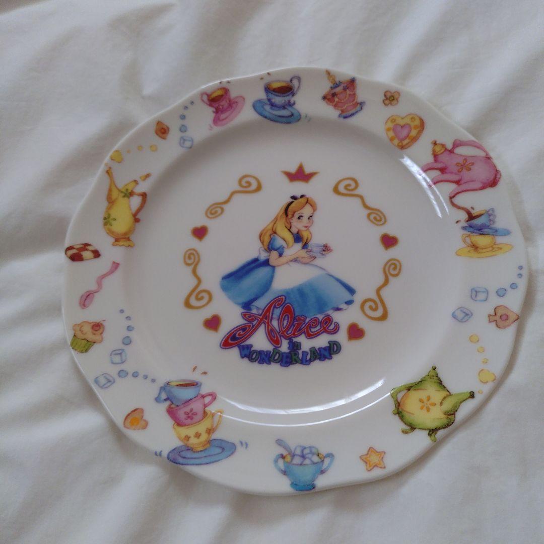 アリス・イン・ワンダーランド 食器セット