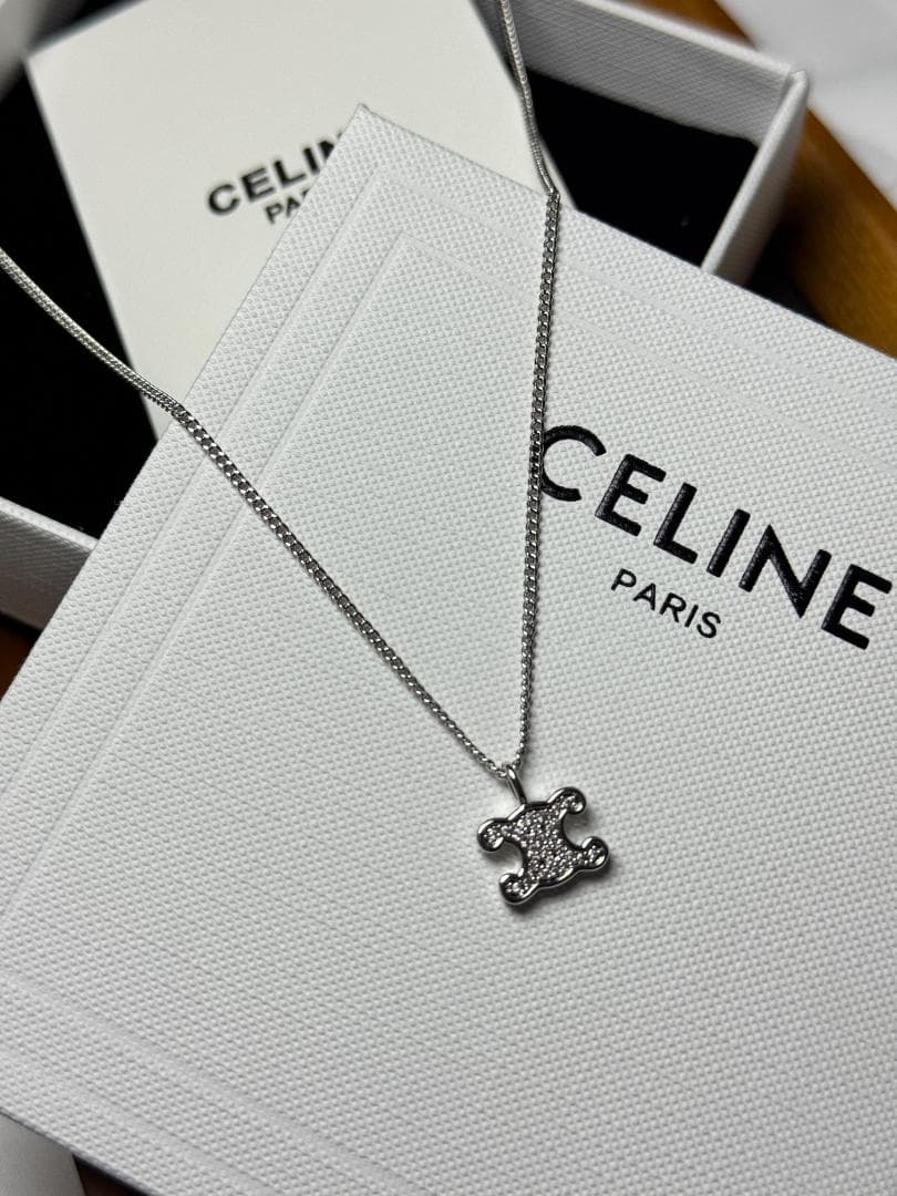 ノベルティ CELINE ネックレス